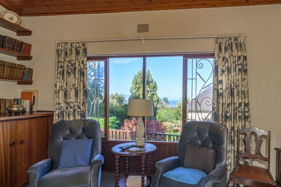 4 Bedroom Property for Sale in Voelklip Western Cape